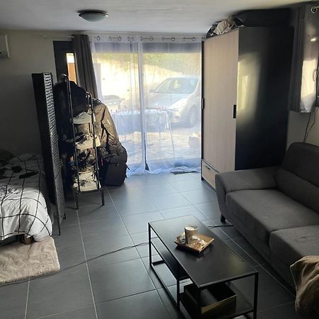 Studio Cosy Avec Grand Jardin Privatif Oasis Provencale A Taradeau Exterior foto