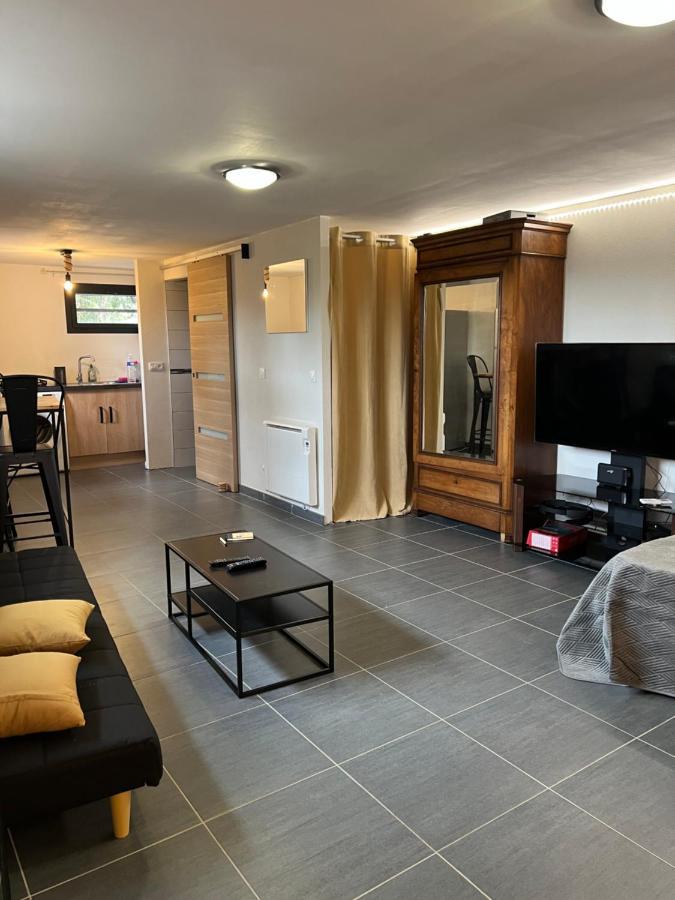 Studio Cosy Avec Grand Jardin Privatif Oasis Provencale A Taradeau Exterior foto